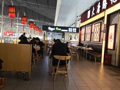 大堂-大唐腾记腊汁肉夹馍(西安北站店)