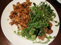 -南郊宾馆·风味自助餐厅·山东十六地市特色菜