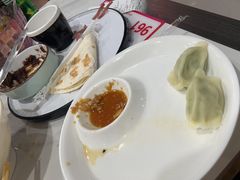 -巧克力渔家.小船海鲜胶东菜(万平口店)