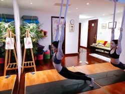 -Yvon yoga 瑜伽·精准体态管理中心