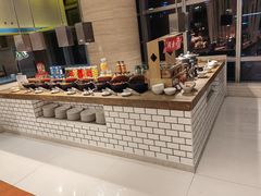 -湖景知味西餐厅•自助餐• 轻食(南京金茂威斯汀大酒店)