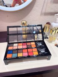 -法国娇兰精品店