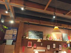 -巴卤社老火锅(财富店)