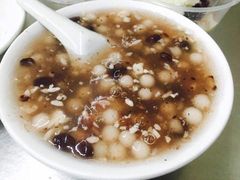 -芳婆糕团店(王府大街店)