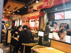 大堂-每味每客·重庆麻辣烫(国泰店)