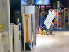 -爱睿思儿童早教亲子游泳(万象城店)