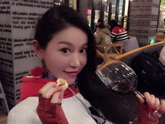 -WOLFGANG PUCK KITCHEN & BAR(迪士尼小镇店)