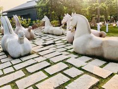 -鹦鹉寺公园