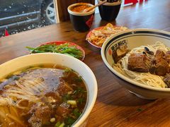 -矮子粉店1985·长沙米粉(湘春路店)