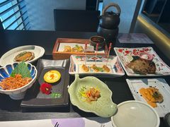 -花潮料理艺食馆(成都万象城店)