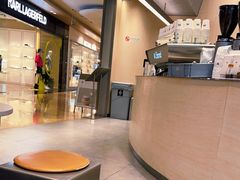 -M Stand(南京新街口金鹰店)