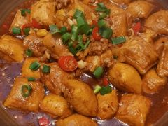 -阿瓦山寨·湘菜现炒·剁椒鱼头王(咸阳总店)