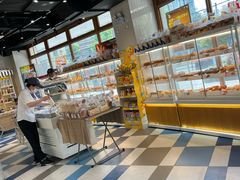 -85度C(生甜甜圈研究工坊·上海平凉店)