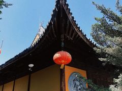 -龙华寺