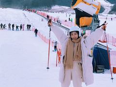 -鳌山滑雪度假区
