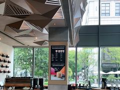 -星巴克臻选(杭州嘉里中心1F店)