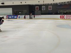 -冠军冰场CHAMPION RINK(百年港湾奥特莱斯店)