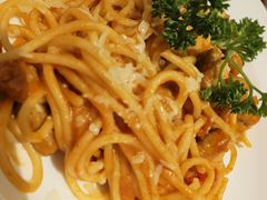 -必胜客(WOW黄骅华贸店)