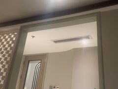 -浅深(世茂滨江精品店)