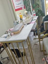 -瞧·享轻奢美甲美睫