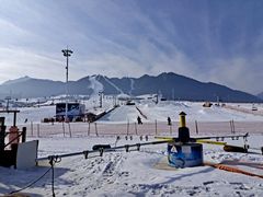 -丝绸之路山地度假区滑雪场