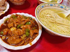 -金杨拉面王小吃面馆·牛三宝面·红烧牛肉粉