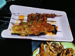 -依呀呀ktv烧烤小串(中山西路店)