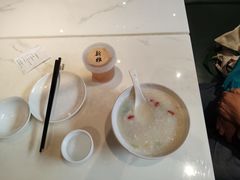 -新雅粤菜馆(南京东路店)