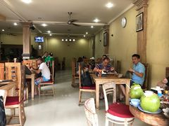 -Warung Babi Guling Ibu Oka 3