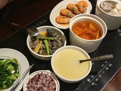 -臻康乃馨月子中心(凯宾斯基店)
