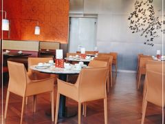 -蝴蝶里·粤菜·点心(滨江龙湖店)