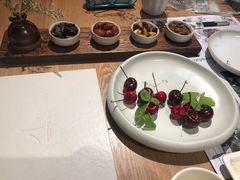 樱桃鹅肝-小大董·烤鸭(凤凰汇店)