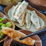 生活没那么复杂，一片江景➕一锅牛杂😆  