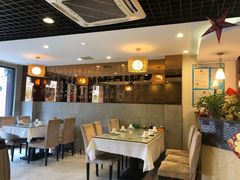 大堂-黄家饺子东北特色菜馆(湖滨商业街店)