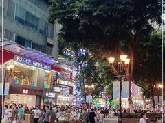 -八一路好吃街(雨田商务大厦店)