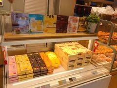 零售区-好利来(康虹路店)