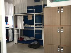 -悦思旅舍(铜锣湾地铁站店)