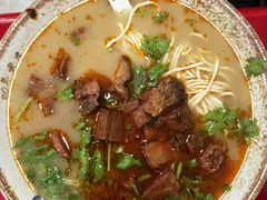 -金杨拉面王小吃面馆·牛三宝面·红烧牛肉粉