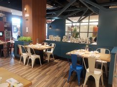 大堂-小鱼小牛·鱼牛干锅·脆鱼火锅(世欧广场店)