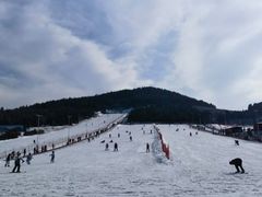 -青州驼山滑雪场