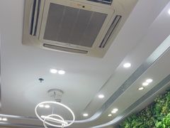 -深圳雅呗德口腔门诊部(坪山店)