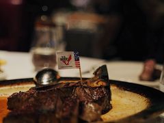 -Wolfgang’s Steakhouse 沃夫冈牛排馆(上海白玉兰广场店)