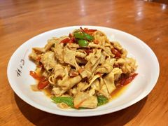 火腿炒农家豆腐皮-辣公子·千岛湖私房菜(滨江店)