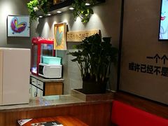 -渝是乎川渝小炒(新世界百货望京店)