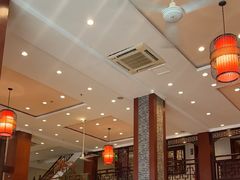 -侬佳蒸菜馆(听潮店)