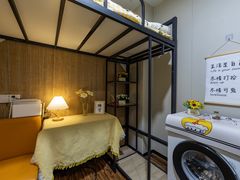 -魔方公寓(碧云国际店)