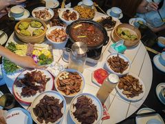 -老鼎万春卤菜(五代传承创始老店)