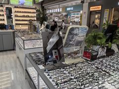 -华彬眼镜专业渐进配镜(潘家园店)