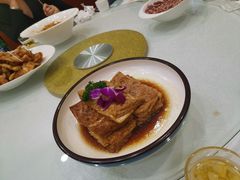 -红高粱大酒店(宁山东路店)