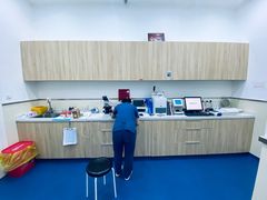 -佩兹宠物医院肿瘤专科·眼科·牙科(黄浦店)